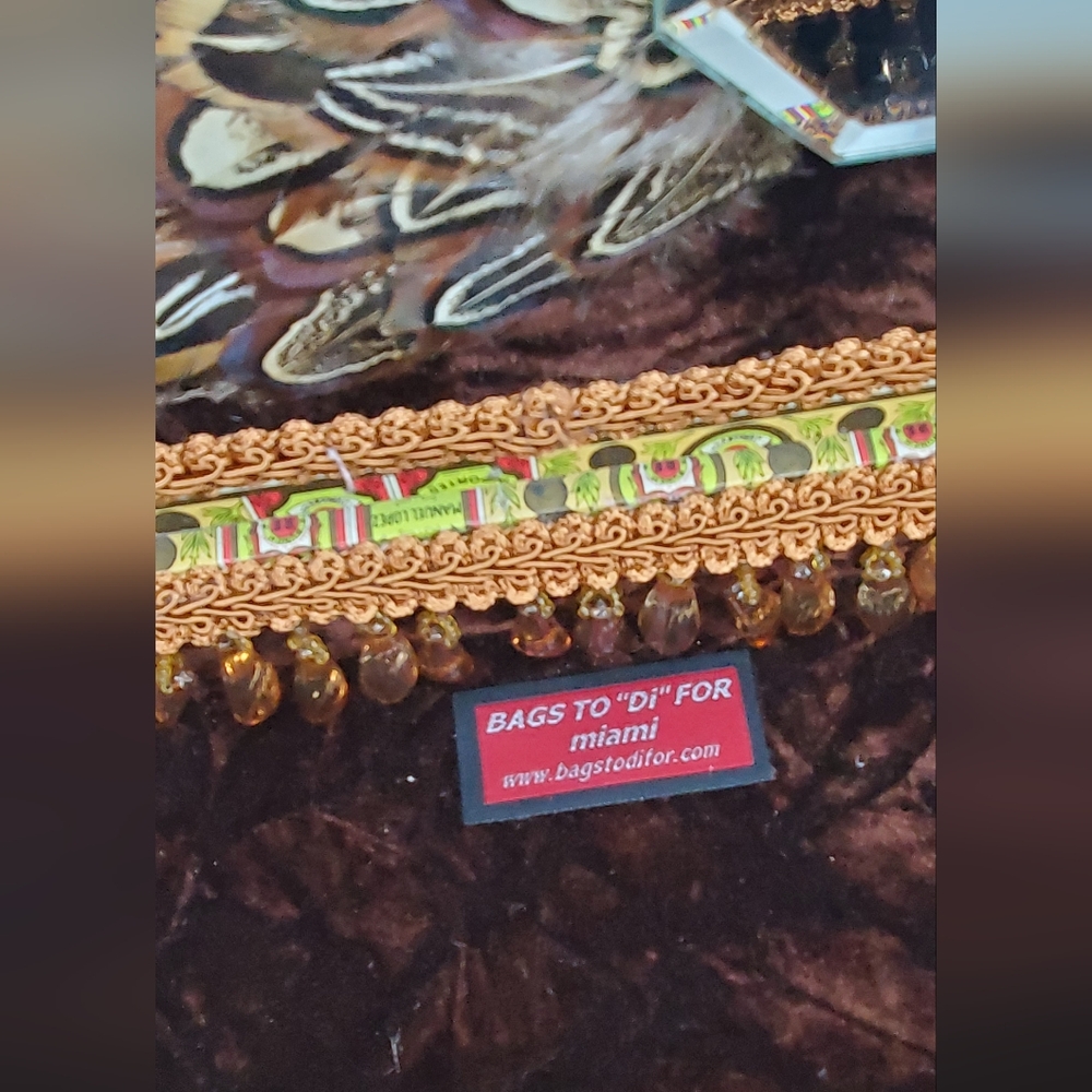 Bags To Di For-Miami-Wooden Cigar Box From Honduras with Colorful Beaded Handle - Picture 12 of 16